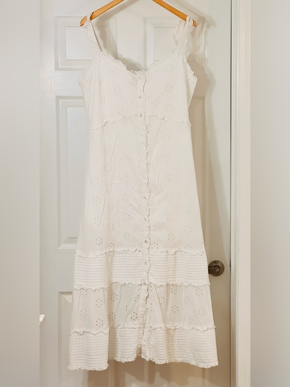 GAP DOEN Eyelet Tiered White Long Midi Dress XL Romantic, Cottagecore, Holiday
